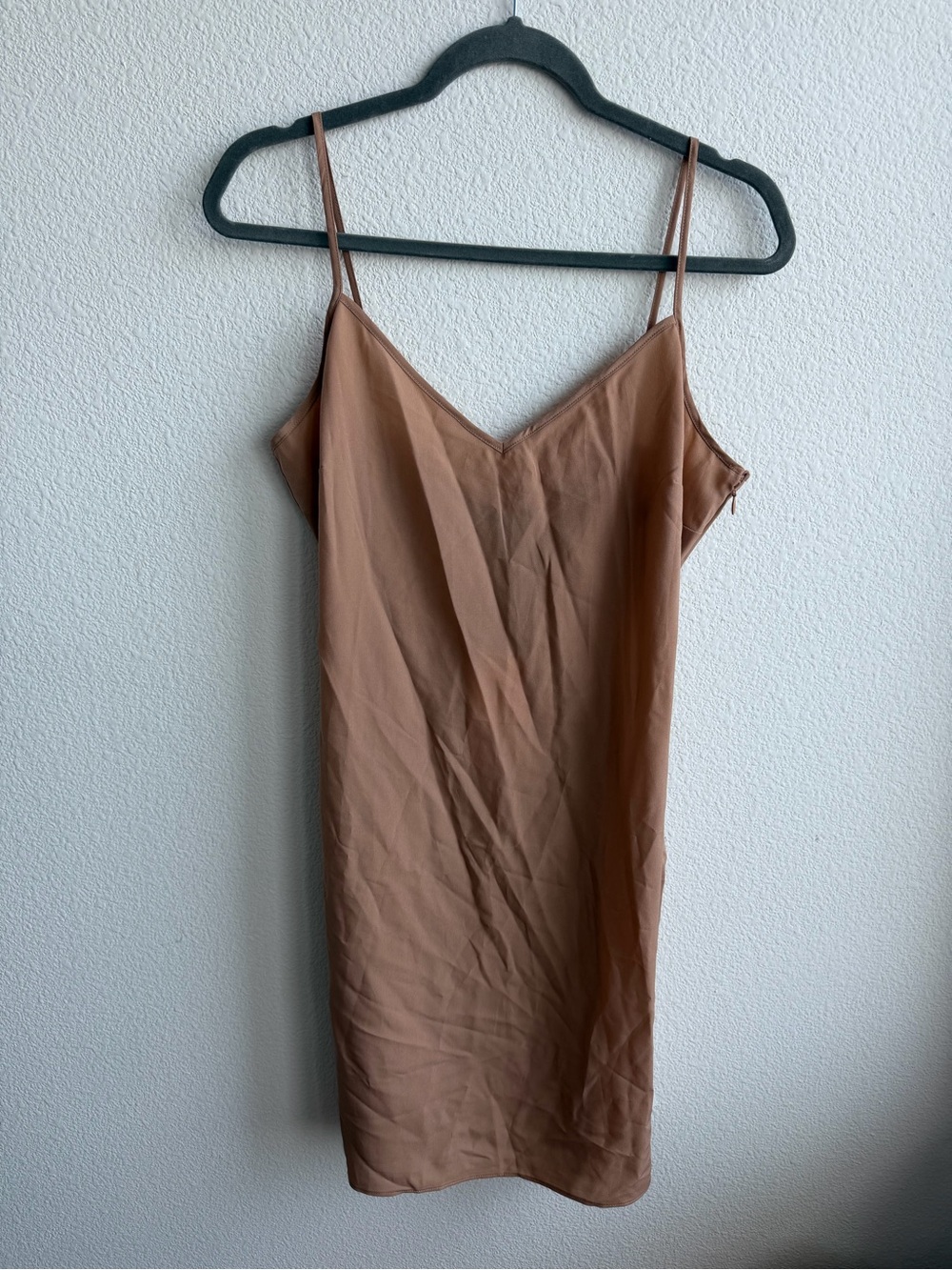 NWT Nadine Merabi MIDI Slip Light Nude Large